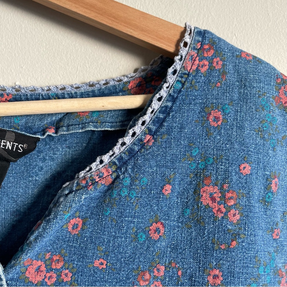 Denim floral crop button down - Picture 4 of 8